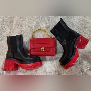 Chelsea boot with red bottom